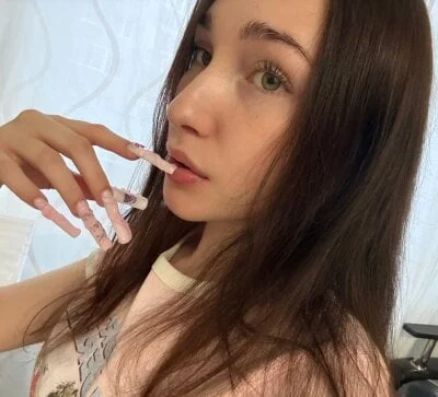 CorrinVliem Stripchat Model