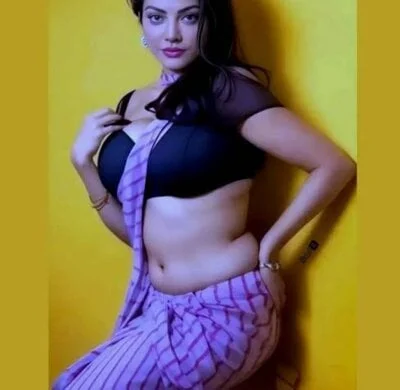 Divyahoty Stripchat Model