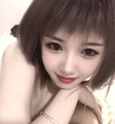 ERA_002 Stripchat Model