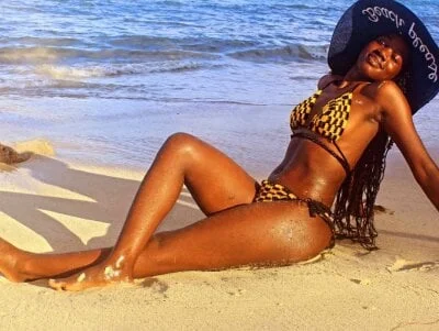 Emotional_Darkskinn Stripchat Model