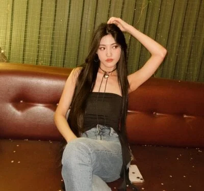 FancyEsten Stripchat Model