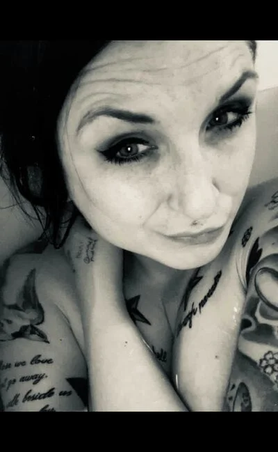 Holyplastic Stripchat Model