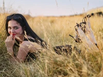 IsisQueen Stripchat Model