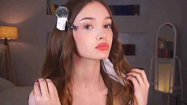 JodiAwyie Stripchat Model