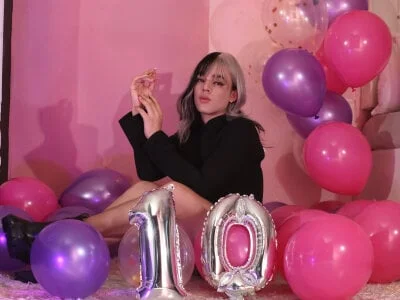 JustinePerry Stripchat Model