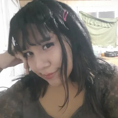 Kalani_Engel Stripchat Model