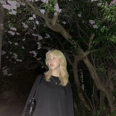 LatrinaNivala Stripchat Model