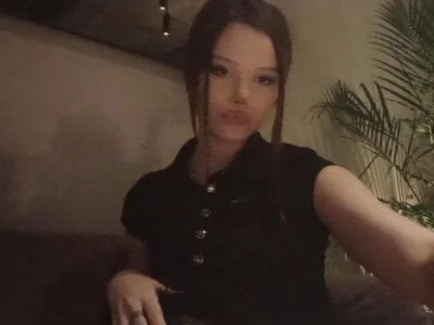 LilyLevine Stripchat Model