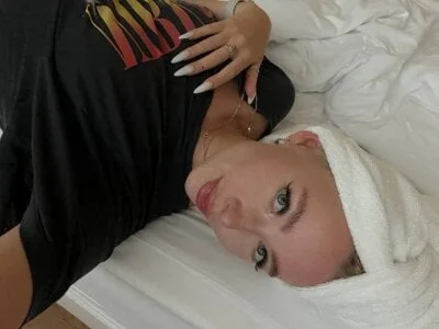 Lizzy_meoww Stripchat Model