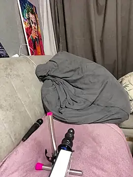 Lola_Hale Stripchat Model