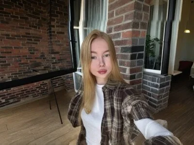 LumiSun Stripchat Model