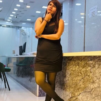 MAYA_RANI-G Stripchat Model