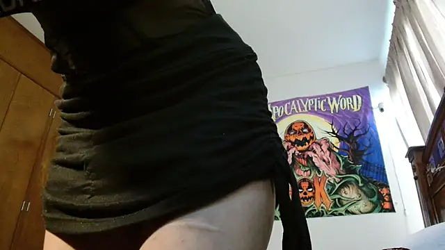 MINI_Petite Stripchat Model