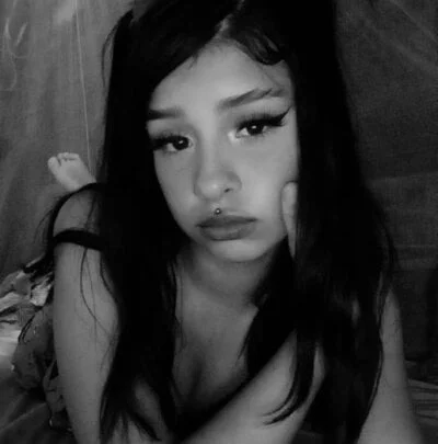 Mia_dulc44 Stripchat Model