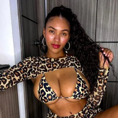 Mia_sweet80 Stripchat Model