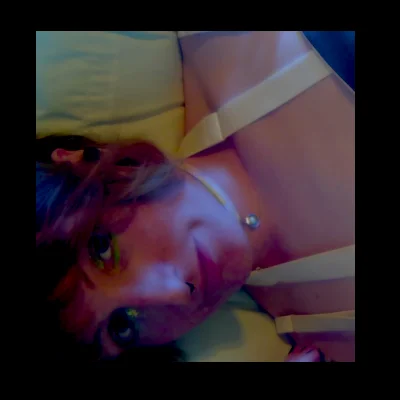 Moonless_Joy Stripchat Model