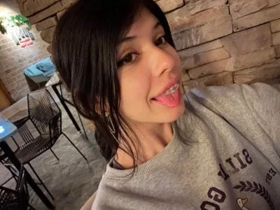 NATAASHA___ Stripchat Model