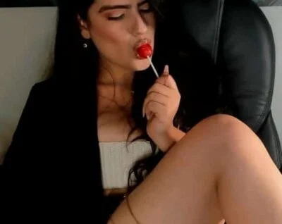 Naiara_Love Stripchat Model