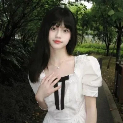 Nice2C- Stripchat Model