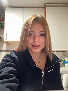 Noeliagglow Stripchat Model