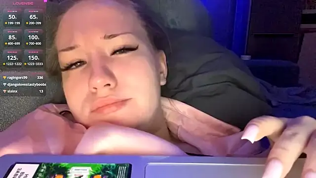 PandaFluff Stripchat Model