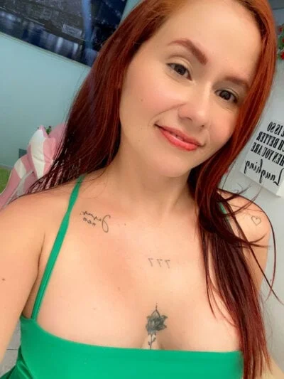 Queen_lorena Stripchat Model