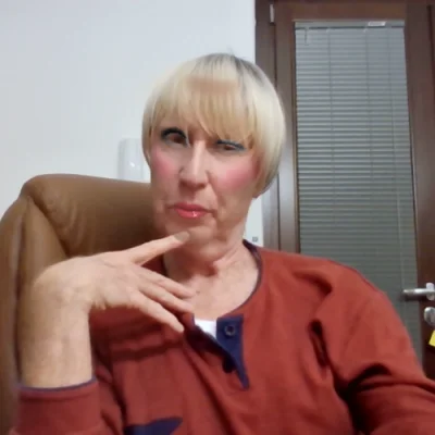 ROBY_SWEETHOT Stripchat Model