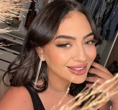 RachaCharmouta Stripchat Model