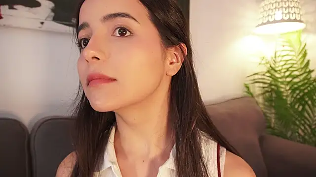 Raychell_Black Stripchat Model