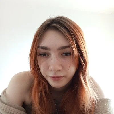 RedheadMisty Stripchat Model