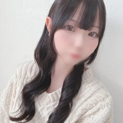 Reina_cute_00_ Stripchat Model