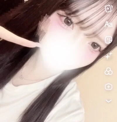 Riria-riri Stripchat Model