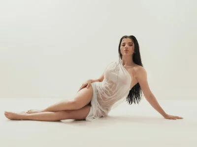 RoxanneHill_ Stripchat Model