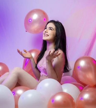 Sofi_Leal Stripchat Model