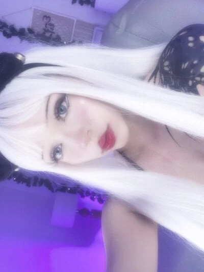 SophieHill_gh Stripchat Model