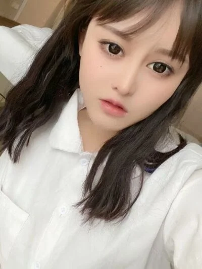 Tinababay Stripchat Model