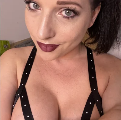 Viola_Beck Stripchat Model