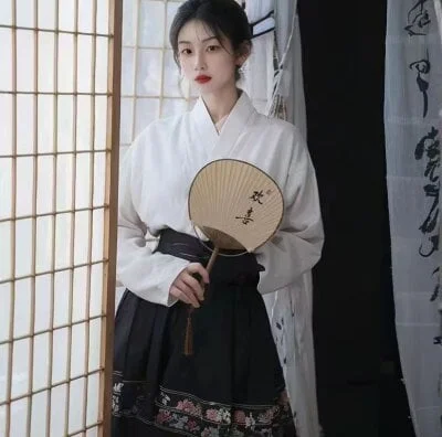 XiaoGui10 Stripchat Model