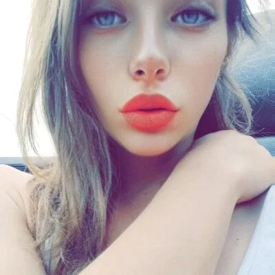 YourBurnWish Stripchat Model