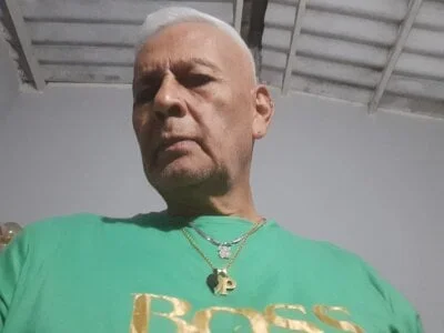 dirtysluttyfist Stripchat Model