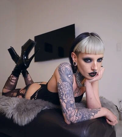 eva_nexus Stripchat Model