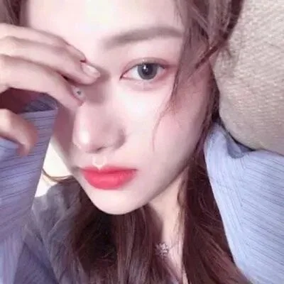 feifei-love Stripchat Model