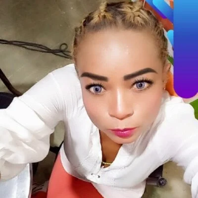 gatadeojosclaros Stripchat Model