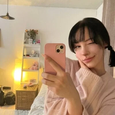 glamourr Stripchat Model