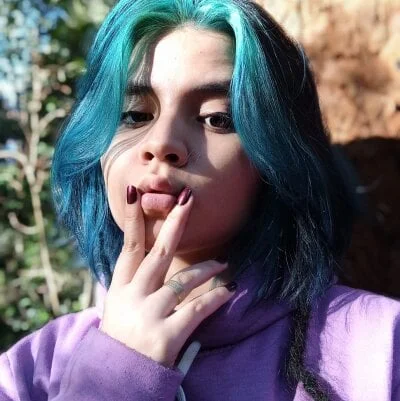 io_chie_ Stripchat Model