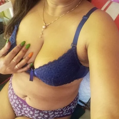 joya_bhabi Stripchat Model