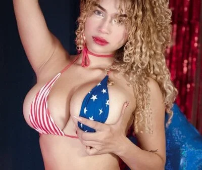 kenayfox Stripchat Model