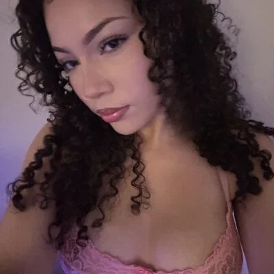 ladylavish Stripchat Model