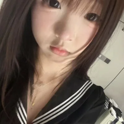 lelebaybay888 Stripchat Model