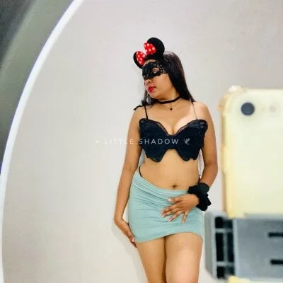 little_shadow Stripchat Model